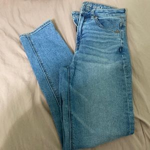 American eagle mom jean